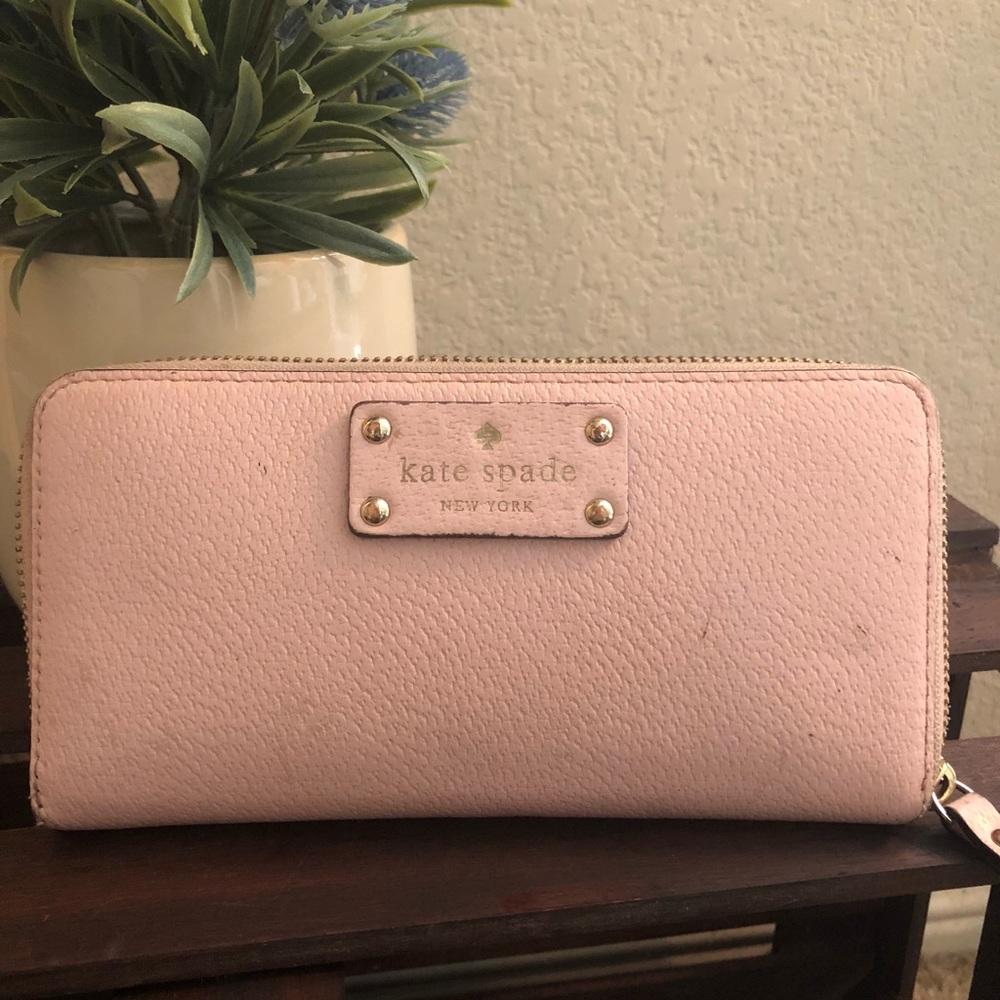 Used Kate Spade Wallet